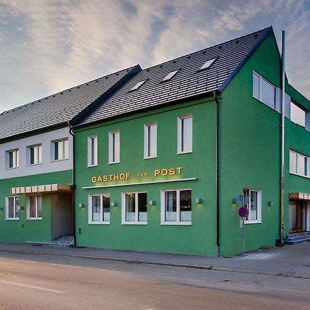 Hotel Zur Post Illmitz Exterior photo